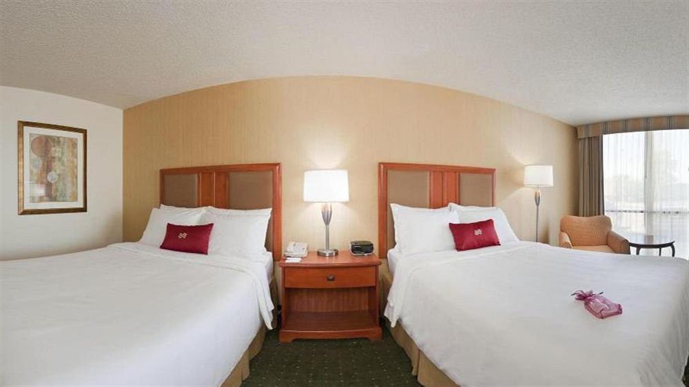Radisson Hotel Lenexa Overland Park Exterior foto